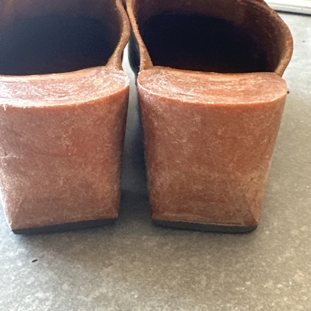 Vintage Brownish red Leather molded poly sole chunky Heels Clogs 6M - Picture 6 of 7